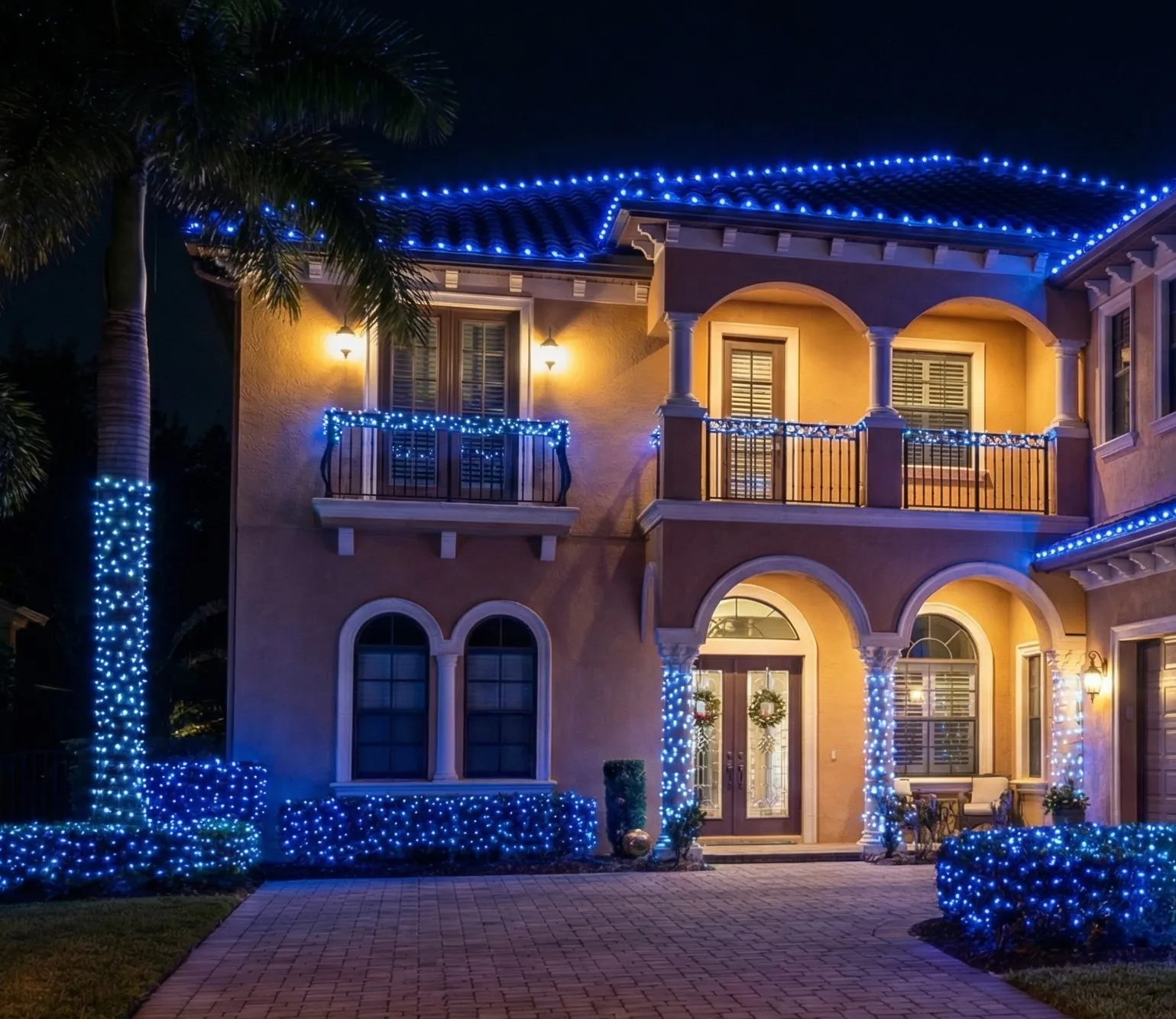 Landscape lighting in Palmetto Bay